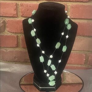 🔥NWT 🔥PARKLANE 🔥Elegant 🔥Green and White pearls 🔥Beaded Necklace